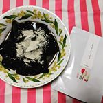南米ペルーにて有機栽培されたスーパーフードの「マカパウダー」を😄黒蜜とアガベシロップをかけた台湾スイーツの仙草ゼリーの上にふりかけていただきました🎶こちらの製品は、18種類のアミノ酸をチャージ…のInstagram画像