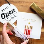 #KAKEHIKI #リッププランパー をお試しさせて頂きましたのでご紹介です💄・冬場は唇が乾燥するので、かなり気になっていた#唇美容液 。テクスチャーはハチミツっぽい感じで、ヒアルロン酸…のInstagram画像