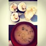 #きょうの昼ごはん #ひかり味噌phoyou #monipla #hikarimiso_fan #巻き寿司　今日のお昼は自分で作った巻き寿司です。のInstagram画像