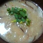 いつも長生き味噌(合わせ味噌、玉ねぎ、りんご酢)を使ってますが、それにだしキューブを入れてみたらかなり濃厚で美味しくなりました。#おだし #まるごとキューブだし #プレミ本舗 #和食ごはん #…のInstagram画像