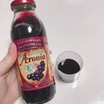 さびないカラダのために、有機アロニア100%果汁を試してみました。アロニアの果実の栄養価や、高血圧、肥満、糖尿病の予防や治療についての研究論文が沢山あがってる、スーパー果実なのです！わ…のInstagram画像