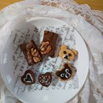 かなり久しぶりに手作りチョコ作りました✨早速息子に食べてもらいました😁たまには手作りもいいすね👍#愛の木に願いを #メリーチョコレート #monipla #mary_fanのInstagram画像