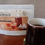 #ヤマサン さんの#発酵緑茶#モニター に選ばれました。緑茶というより紅茶に近い色、プーアル茶のようなスッキリした味わい。どんなお料理にも合いそう。毎日飲みたくなる美味しさです。#…のInstagram画像