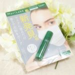 エステー『MoriLabo　花粉バリアスティック』・北海道のトドマツから抽出された香り成分配合の薬剤をマスクの外側に塗るだけでマスクまわりに浮遊する花粉をガード🙅・約10%…のInstagram画像