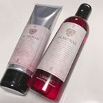 アルメナスの、エアリーシャンプー、トリートメントを試してみました。ハチミツみたいなトロッと濃厚なシャンプーで、しっかりとしたもっちり泡で気持ち良く洗えます。洗いあがりは、ふんわ…のInstagram画像
