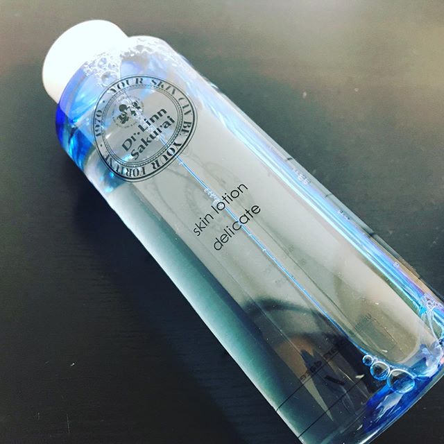 口コミ投稿：透明なシャバシャバ系の化粧水です。重ね付けすることで乳液やクリームは使用しない…