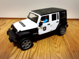 楽しく遊びながら学べる！はたらくくるまの知育玩具！ブルーダー 『jeepパトカー』の画像（22枚目）