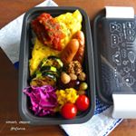 わたしのお弁当 ☺︎︎・○オムレツトマトソース○ウインナーソテー○ズッキーニのソテー○パンプキンサラダ○ハッピートマト○紫キャベツの甘酢漬け○ミックスビーンズ○ごは…のInstagram画像