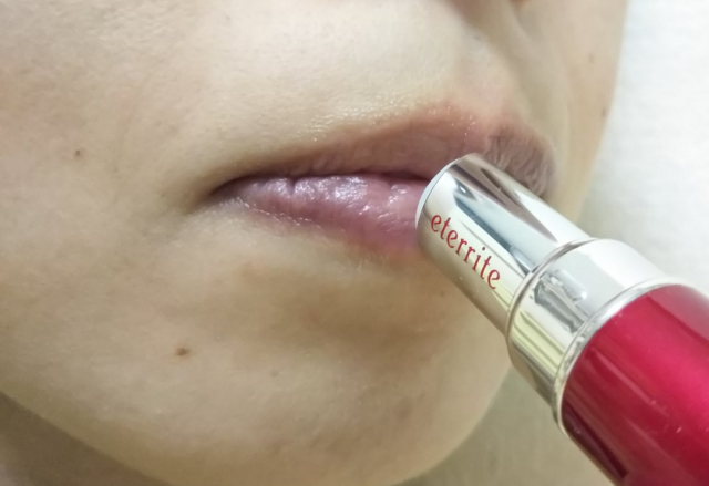 口コミ：シャルレ エタリテ リップエッセンス 唇のための美容液 使った感想 やさしいリップクリームでケアの画像（5枚目）
