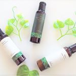 非売品のバスアメニティセット【新ゆめじんハイビスカス ヘア＆ボディケア使ってみましたよ＾＾＊ ハイビスカスヘアシャンプー40mlハイビスカスヘアトリートメント40mlハイビスカス黒糖ボディソー…のInstagram画像