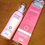 ♡...*゜こちらは。。 。化粧水・乳液・クリーム・保湿美容液・オイル美容液・化粧下地の、6つの機能を持つ、オールインワンミルキーゲルです🎀*.ﾐﾐ簡単にお肌の潤いを保つことができます…のInstagram画像