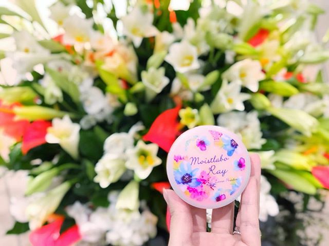 口コミ投稿：【#facepowder 🌟】﻿﻿台北のホテルはお部屋のお花が綺麗です💐﻿百合の香りに包まれてう…