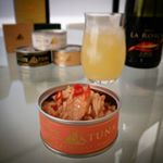 モンマルシェの高級ツナ缶、想像以上に美味しくてビックリ！！！そのまま食べてもおつまみになる美味しさ😊テレビで見かけてからずっと気になっていたんだけど初めて食べてみたよ〜✨今までツナ缶っ…のInstagram画像