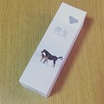 株式会社ビューケンさんの 潤生ウマプラセンタ美容液💕北海道科学大学が開発した成分を使った、”新世代”のウマプラセンタ美容液です😊手持ちの化粧水で整えた後、数回プッシュし全体に伸ばして使…のInstagram画像