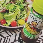 ピエトロドレッシング グリーン 和風しょうゆピエトロのドレッシングをずっとつかってみたかったのです。とっても野菜感を楽しめ美味しかったです。こどもたちもおいしいーっ！ともり…のInstagram画像