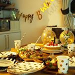 先日、娘の7歳の#誕生日パーティー をした時、@nookswebshop さまよりお試しさせて頂いたGingerray#バースデーパーティデコレーション 「Party in the box」で飾り付け…のInstagram画像