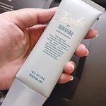 .薬用美白オールインワン『シズカゲル』.さまざまな肌トラブルを多角的にケアする薬用美白オールインワンの「シズカゲル」。美白で知られるアルブチンをはじめ、豊富な美容成分を含んだゲルは無添…のInstagram画像