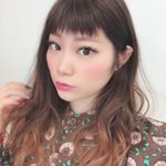 ▶︎▶︎▶︎新しいフィニッシングパウダーを使ってみました！とても細かい粉で皮脂をしっかり吸着してくれて化粧直しが少なくて済んだー⊂( ˆoˆ )⊃⋆⋆程よいパール感が肌を綺麗に…のInstagram画像