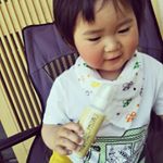 ここ数日、一気に暖かくなりました。息子も昼間は半袖で砂場遊び。0歳から日焼け止めは必須アイテム。#エミッシュ MBUVミストを今年から使用することに。SPF値は20PA++と、普段使い…のInstagram画像