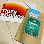 *#tigerrooibos*カフェインは美容、美肌に良くないと聞き、ノンカフェインのルイボスティーを飲み始めてから早5年くらい…。今では寝る前にルイボスティー飲むのが習慣🌸楽天で大容…のInstagram画像