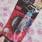 重い一重だから使ってみたけど良かった👍😭ハケ細いから塗りやすしスティックだからアイライナーと一緒に収納できるしいい☺️夜つけて寝ると朝にはしっかり二重できます☺️是非一重とか奥二重悩んでる方は試し…のInstagram画像