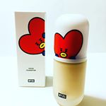 VT X BT21 ティンテッドファンデーション 02ライトベージュ・30ml  3240円・BTS（防弾少年団）とLINE FRIENDSのコラボレーションによるキャ…のInstagram画像