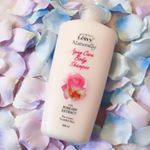 @leivy_japan ボディシャンプー🌹保湿力が高いこのボディシャンプー♡泡立ちも良いし、上品なバラの香りがたまらない😍💋お肌の乾燥が気になる方におすすめだよ☝🏼✨#leivy…のInstagram画像