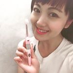 💚My携行#歯ブラシ 💚 普段使いはもちろん急な撮影にも重宝している こちら・・・ PREMIUMイオン歯ブラシ「KISS YOU」イオン のちからで#歯周ケア 👄ができる「極細コンパクト #…のInstagram画像