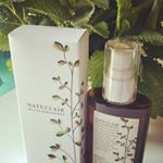 【ナチュクレール マルチ美肌液】オールインワン化粧品は今回で2回目。前に使用したものは、ゲルタイプでよく言えばモチモチ、悪く言えばベタつく。#ナチュクレールはそのベタつき感と、肌に残る感じ…のInstagram画像
