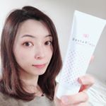 グラミーバストクリーム..＜特徴＞.＊ボリューム、ハリ、透白、潤い..＊ボルフィリン、アディフリンでバストに必要な脂肪細胞を供給類似成分で女性ホルモンUP さくろ花エキス、…のInstagram画像