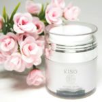 純粋レチノール原液3％高配合クリーム。カプセル化した純粋レチノールを配合してて酸化しにくく低刺激なのが特徴！・お肌にハリがなくなってきた・シワやたるみが気になる・お肌が乾燥してカサ…のInstagram画像
