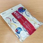 ワフードメイド　酒粕マスク熊本県　河津酒造の酒粕由来の酒粕エキスをたっぷり使ったシートマスクです☝️．封を開けると日本酒の香りが広がってこれだけでお腹いっぱいになりそう😆シート…のInstagram画像