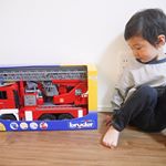 ⑅︎◡̈︎*ジョブインターナショナル@bruder.jobinternational さんのブルーダー MAN 消防車が届きました♡・なんと１６分の１の大きさだそうで大…のInstagram画像