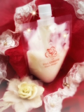 「バラの香りの時短シャンプー」の画像（1枚目）