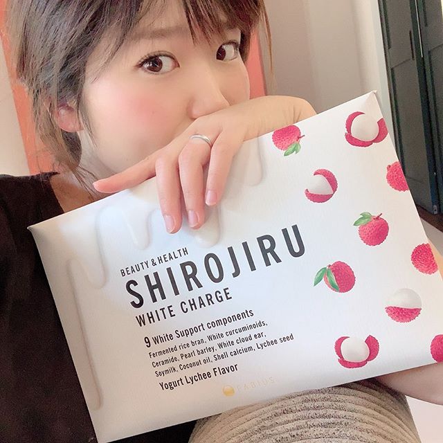 口コミ投稿：すっきりフルーツ青汁で有名な@fabius.jp から新商品。なんと「SHIROJIRU」シロジル…