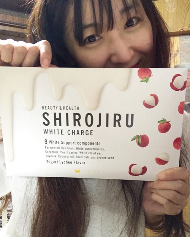 口コミ投稿：SHIROJIRU試させてもらってます。パッケージがめっちゃ可愛いです♡@fabius.jp @shiro…