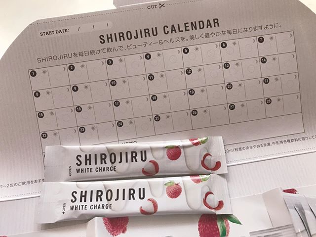 口コミ投稿：SHIROJIRU試させてもらってます。パッケージがめっちゃ可愛いです♡@fabius.jp @shiro…