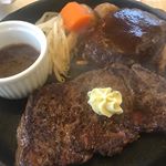 先日、息子ちゃんがこっちに来た時に食べに行ったステーキが、めちゃくちゃ美味しかった✨また行きたいなぁ😇🌈 野菜や乳酸菌を多く摂って、腸活も親子で頑張ってま〜す♫#ステーキ #美味しかっ…のInstagram画像