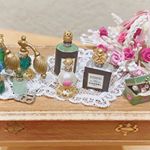 →普段メイク用品を購入する場所は？使うアイテムによってそれぞれ違いますが、基本的にはプチプラコスメが試しやすくて好きなので、ドラッグストアやバラエティショップで購入することが多いですʕ•̫͡•ིʔ…のInstagram画像