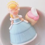 アートキャンディ株式会社(@artcandy_official)様のメレンゲドール(シンデレラ・プリンセス)をご紹介致します✩*⋆.ケーキなどのデコレーションを豪華にしてくれるメレンゲドールは…のInstagram画像