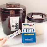 我が家ではヨーグルトは手作り🥛なかでもナカガキのホームメイドケフィアがお気に入り😊✨生きたケフィア菌の酵母と乳酸菌の働きで、まろやかで美味しいし、一本で大量に出来るのが嬉しい(´∀｀*)❤️…のInstagram画像