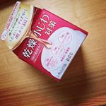 ピュアナチュラル﻿オールインワンオイルジェル﻿﻿﻿﻿こちらをお試しさせてもらいました☺️﻿﻿﻿﻿１品６役！！﻿﻿﻿美容液、化粧水、乳液、クリーム、パック…のInstagram画像