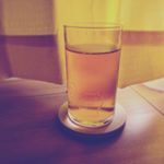 ルイボスティー始めて飲んだけれど、あっさりしてて飲みやすい✨麦茶より好きかも。。 ごくごく飲める☺️ 肌荒れも治りそう🌱#タイガールイボスティー #ルイボスティー #プレミアムルイボス…のInstagram画像