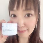 夏のうっかり日焼けをチャラに♪ ﻿﻿薬用美白オールインワンジェル﻿#SimiTRY﻿通常価格　60g 4,980円（税抜）﻿﻿のご紹介です✨﻿﻿サラッとした使い心地でベ…のInstagram画像