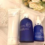 自然な薔薇の香りとお肌に贅沢な成分の、ラ・ミューテ♡洗顔は、泡立ちがよく、きめ細やかな濃密泡！化粧水はサラッとしたテクスチャー。美容液は、とろみがあり、べたつかないです。夏でも…のInstagram画像