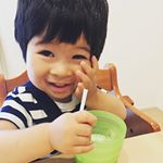 美力青汁のモニター(*^▽^*) 青汁って苦くて臭くて美味しくないイメージでしたがこちらはグリーンティーみたいな甘めの味ですっごく飲みやすい❤️しかも冷たい飲み物で溶けてすぐ飲めるので作るのが本当…のInstagram画像