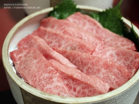 口コミ：【神戸辰屋さんの神戸牛の特選カルビ&ラムイチ実食編その1　～　焼肉に欠かせないアレ。】の画像（3枚目）