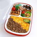 ﻿♡ーーーーーーーー♡﻿﻿こちらは、﻿株式会社 小森樹脂様の﻿『楽弁』﻿です💓﻿﻿﻿﻿丸型と角型があって、﻿私は角型をお試しさせていただきました☺️﻿﻿…のInstagram画像