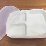 .お皿にワンプレートで乗せるとおかずの汁気が気になっちゃうけどこれなら仕切りがあるからおかずもご飯も美味しく食べれちゃう🥰.洗い物嫌いなわたしにぴったりのアイテム！.旦…のInstagram画像