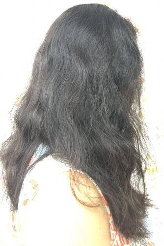 パサパサでうねりの強い髪の画像（2枚目）